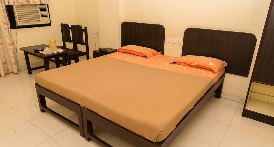 Vedanta Boarding & Lodging, Mangalore 4
